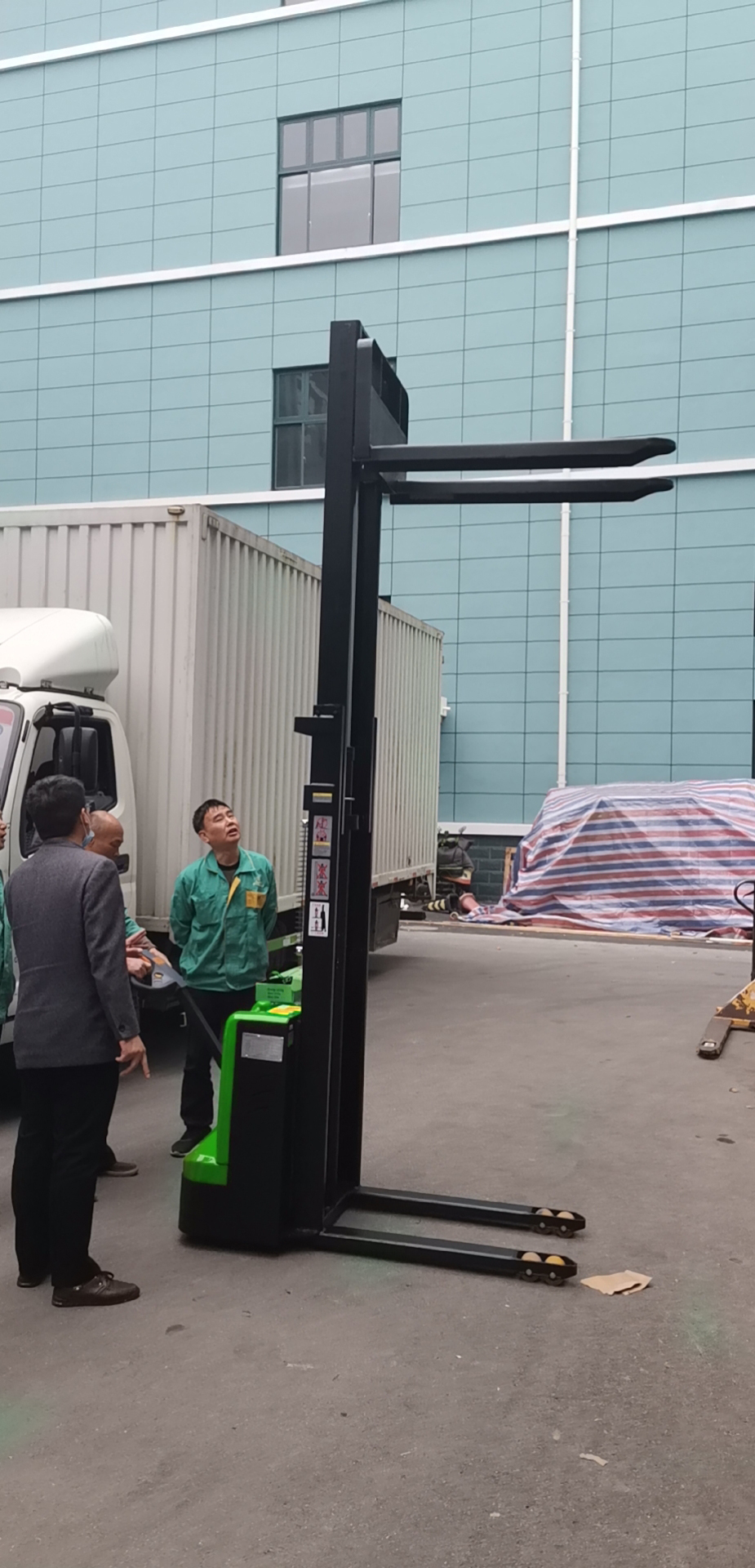 上海某卫生用品制造有限公司 堆高车